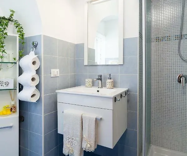 Doris House Sorrento