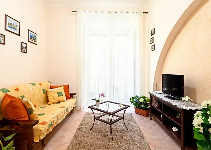 Apartment Doris House *